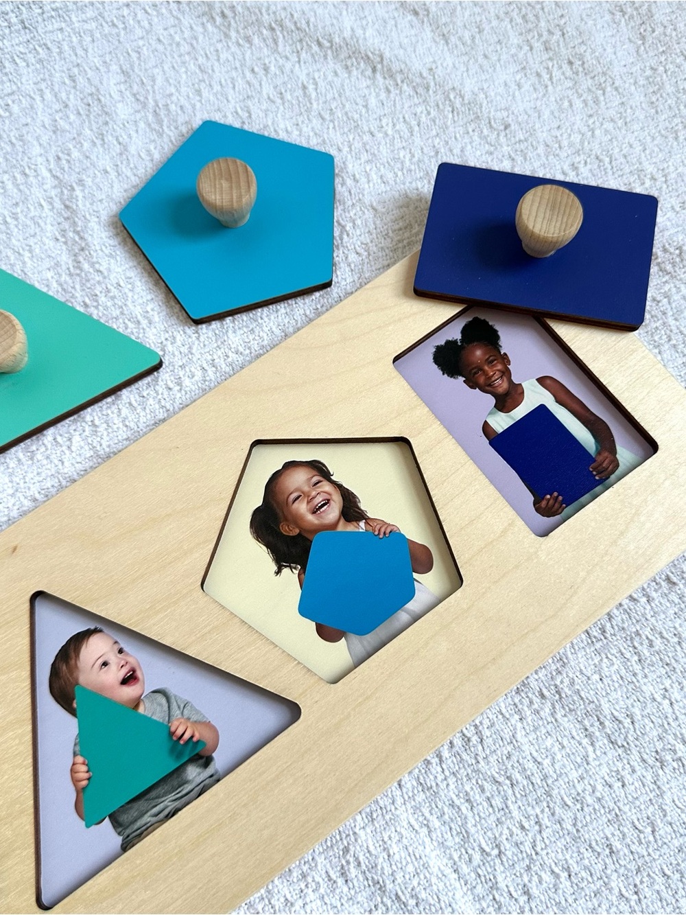 Lovevery Friends of All Shapes Puzzle